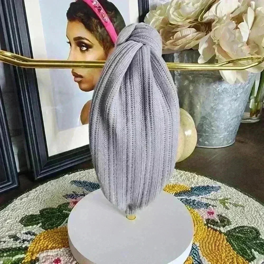 🆕️Gray Sweater Headband - Picture 2 of 3